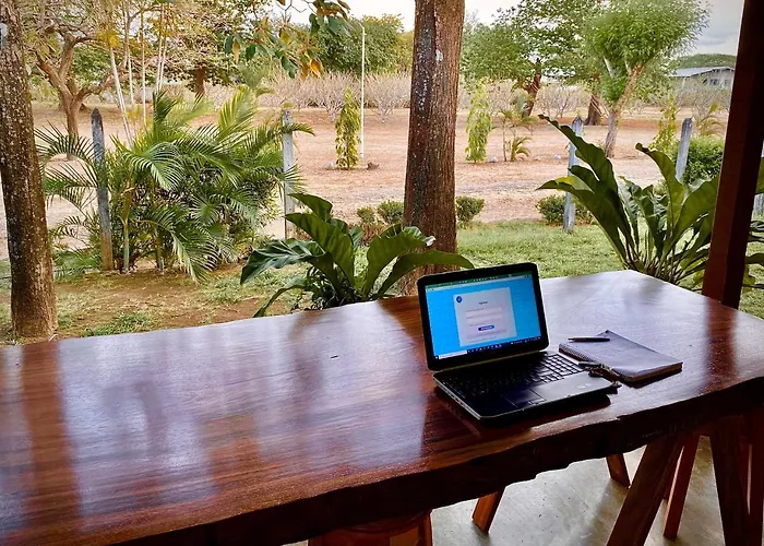 Del Aserradero Hotel 2*
